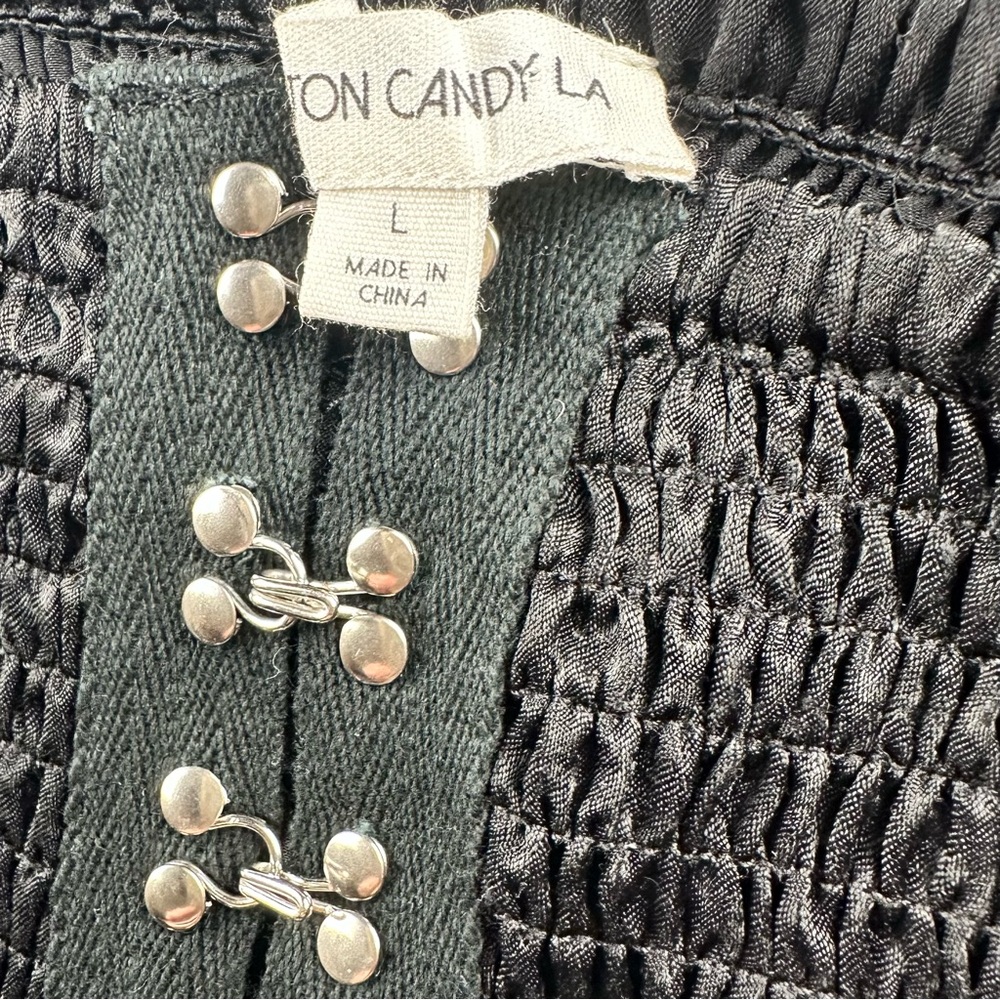 Cotton Candy LA Black Off Shoulder Ruffle Crop Top Y2K Boho Fairy Grunge L - Picture 9 of 11